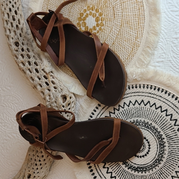 Chaco Shoes - Chaco Juniper Sandals size 9